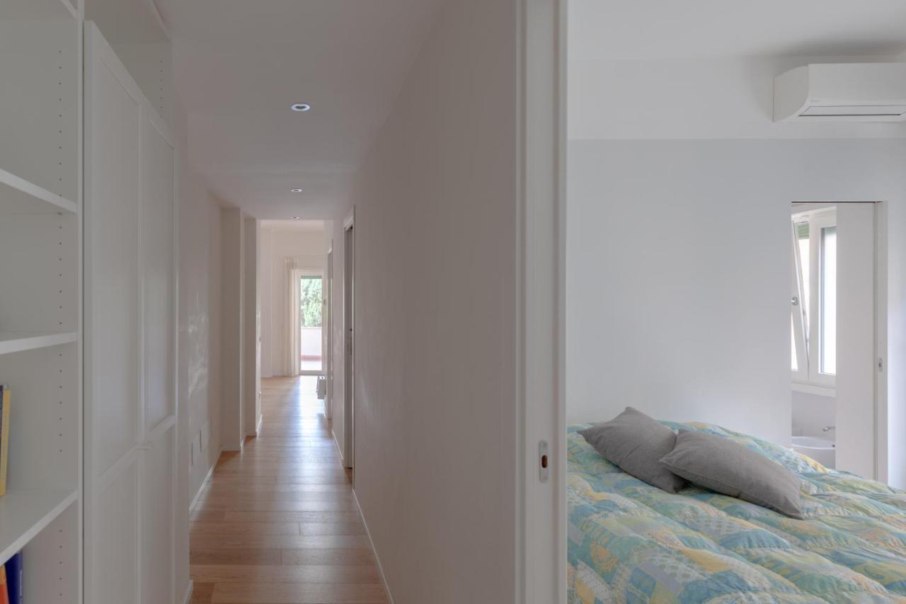 Stupendo Appartamento In Quartiere Residenziale Рим Экстерьер фото